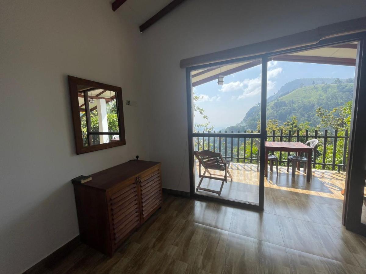 Divine View Homestay Ella Extérieur photo