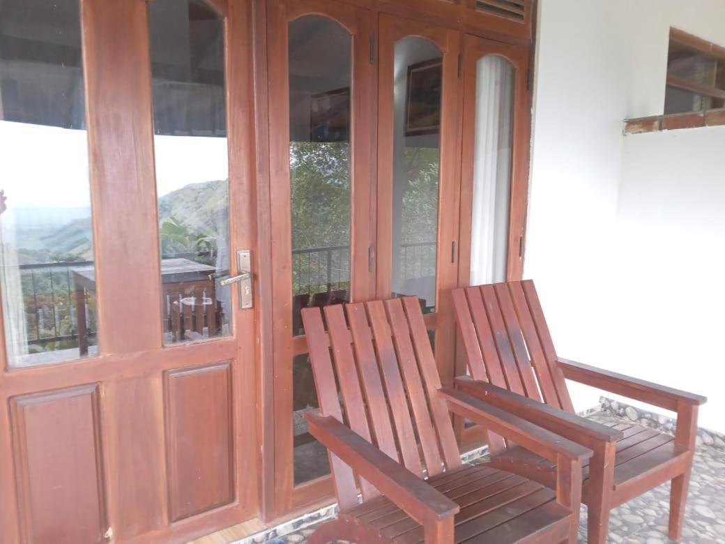 Divine View Homestay Ella Extérieur photo