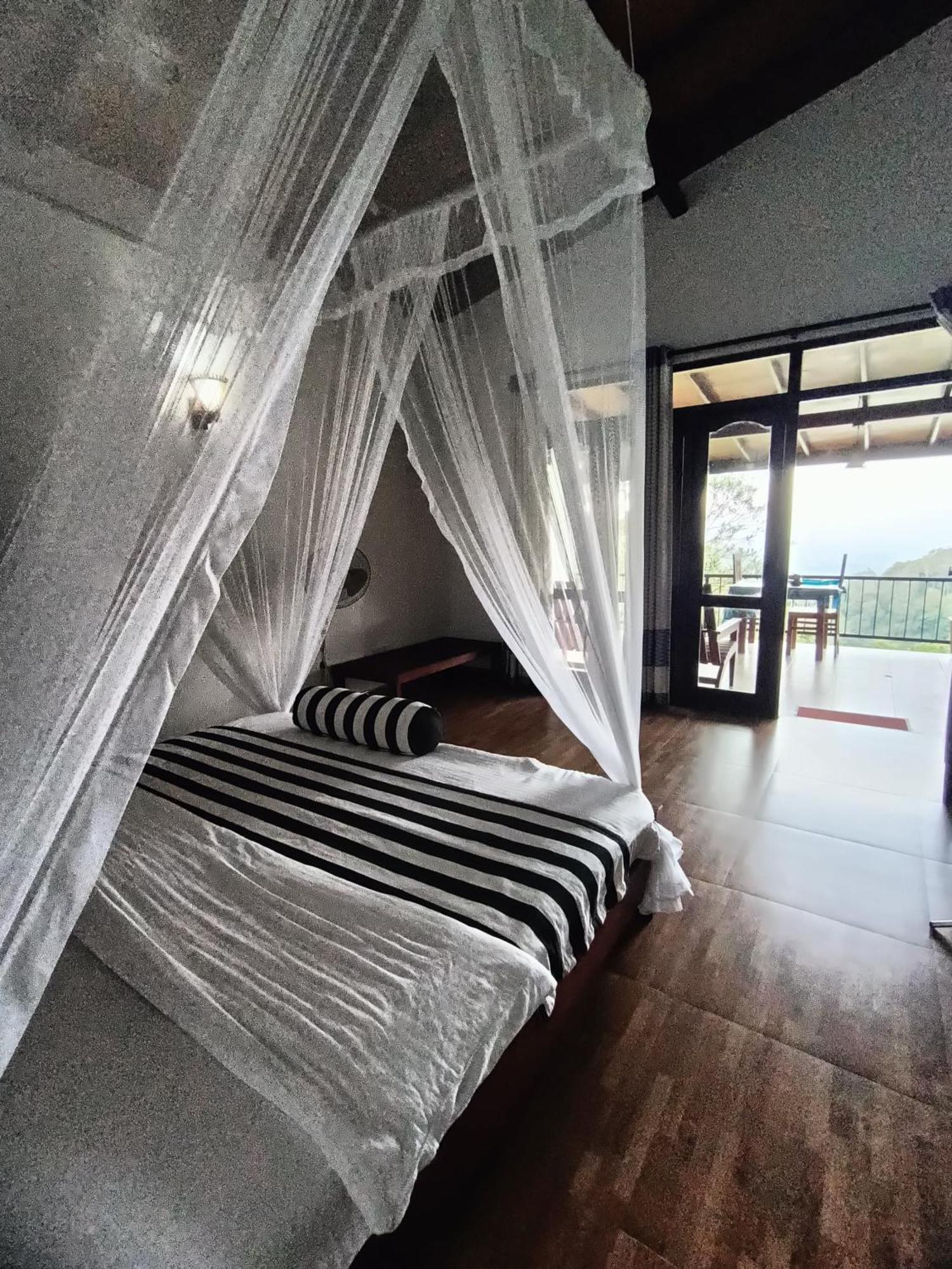 Divine View Homestay Ella Extérieur photo