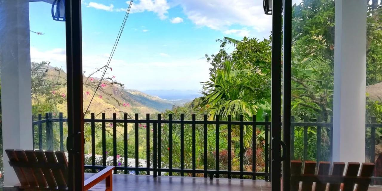 Divine View Homestay Ella Extérieur photo